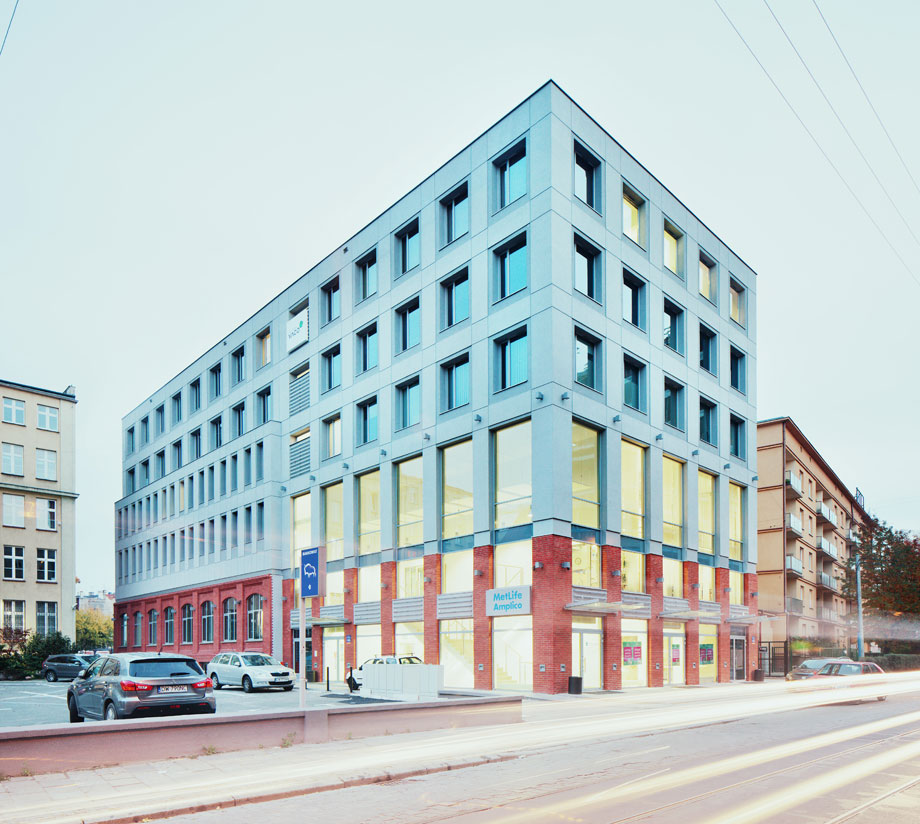 Budynek usługowo-handlowy Delta Office ul. Dąbrowskiego Wrocław1