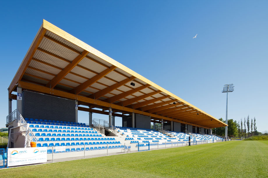 Regionalne Centrum Sportu Stadion Piłkarski Kotwicy Kołobrzeg1