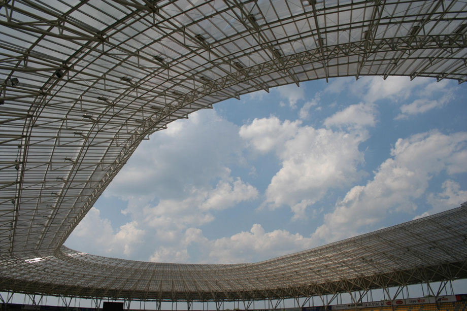 Rozbudowa zadaszenia stadionu żużlowego Toruń2